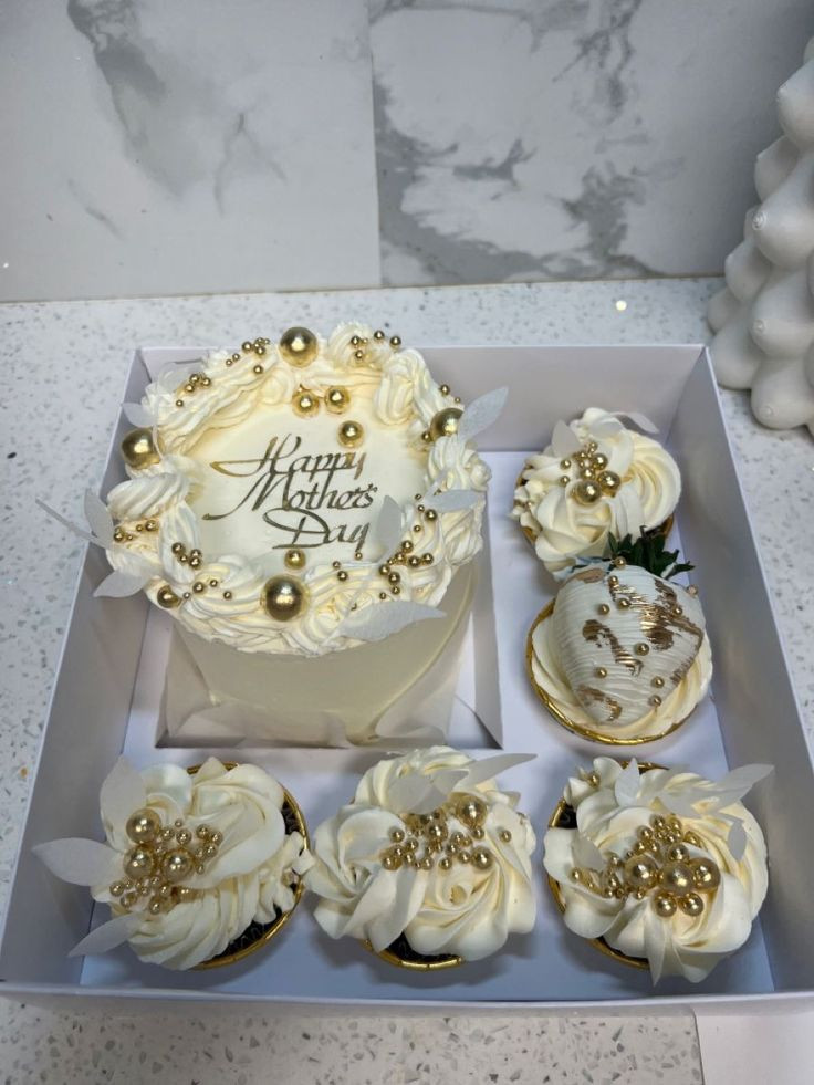 Luxury Gold & White Mother’s Day Bento Cake Box
