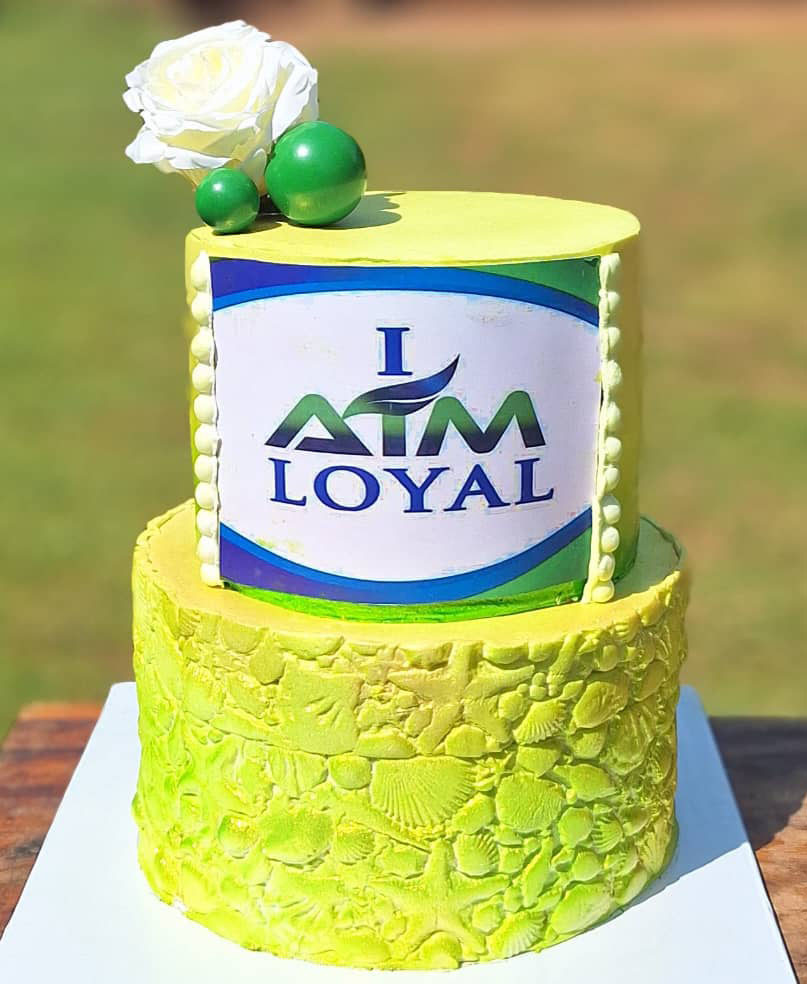 Vibrant Green Seashell Textured Two-Tier Cake